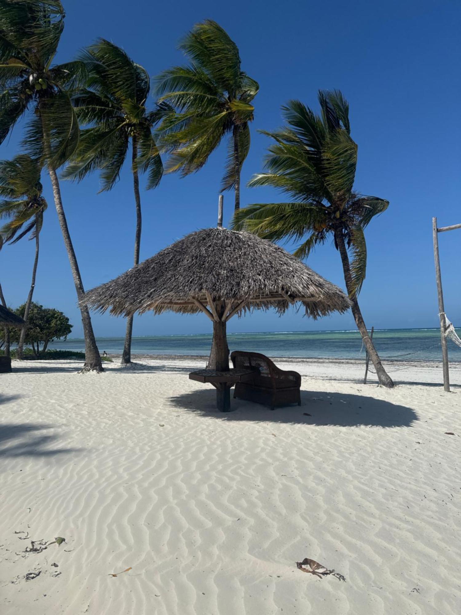 Zanzinite Beach Spa Hotel Zanzibar 外观 照片